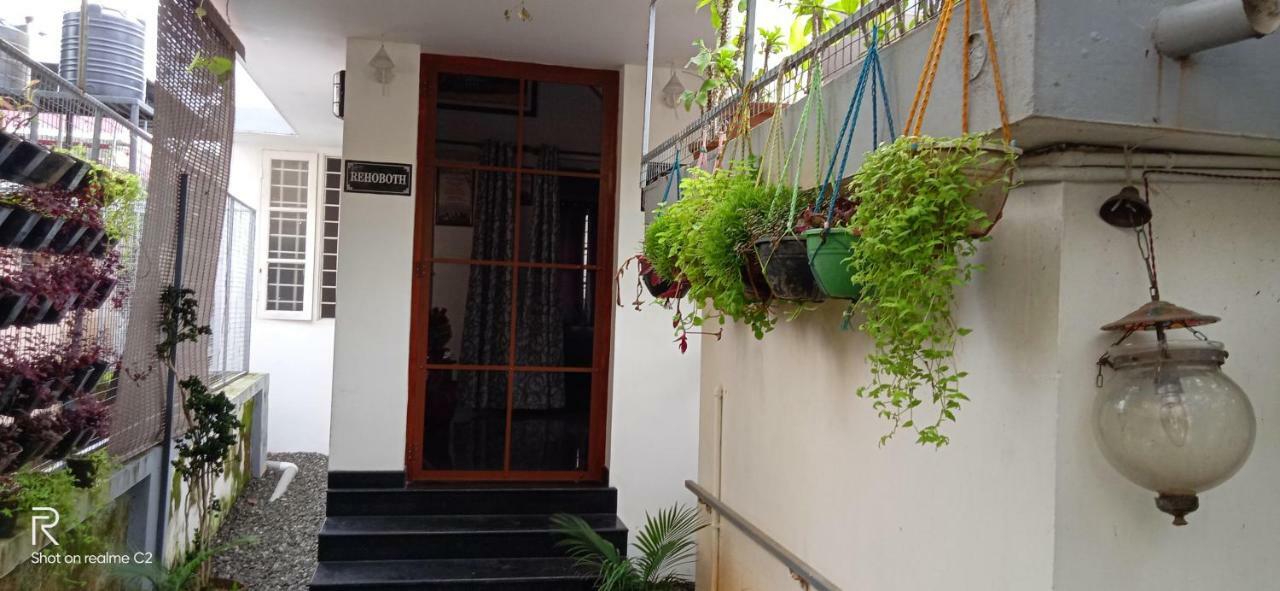 Bethel Residency Hotel Kochi Eksteriør billede
